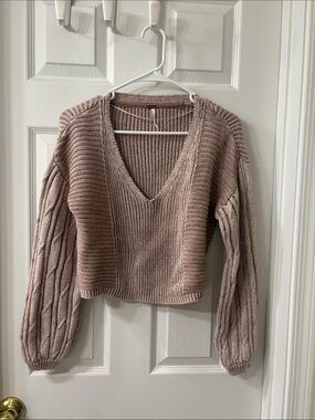 Free People V-Neck Cropped Cable Sleeve Sweater